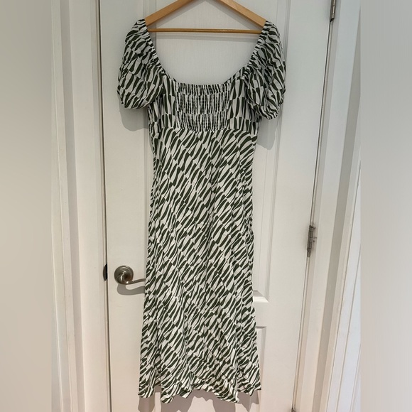 Dynamite maxi dress, Size L - Picture 3 of 5